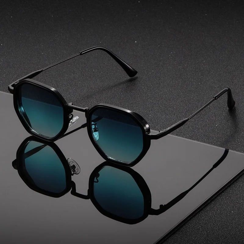 Vintage Fashion Enthusiasts - 1 Pair Unisex Round Metal Fashionable