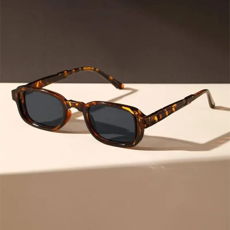 Luxurious Rectangle Sunglasses - Vintage Fashion Enthusiasts 评论和价格